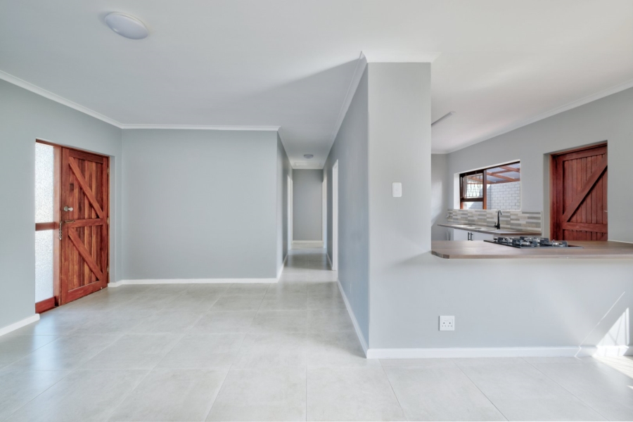 3 Bedroom Property for Sale in Francis Evatt Park Eastern Cape